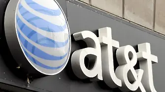 Вашингтон иска да спре сливането на AT&T с Time Warner