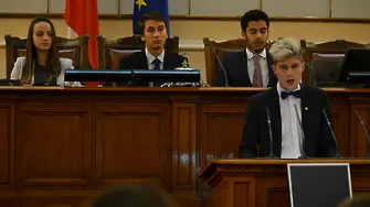 Народното събрание - с млади депутати и по европейски