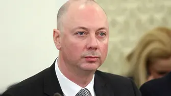 Министър разбрал от медиите, че БДЖ си партнира с Божков