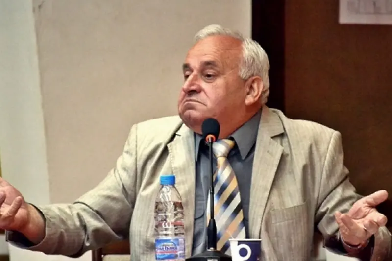 Обвиняват бившия кмет на Ботевград, че готви преврат