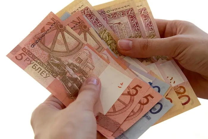 Русия щяла да плаща  валутния си дълг в рубли 