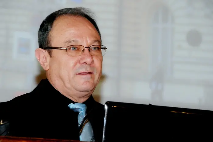 БАН избра нов председател - акад. Юлиан Ревалски