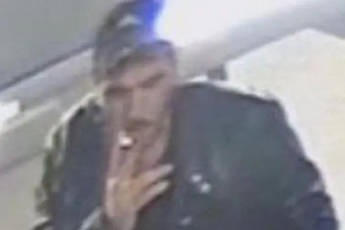 Мъжът, ритнал жената в берлинското метро, е българин