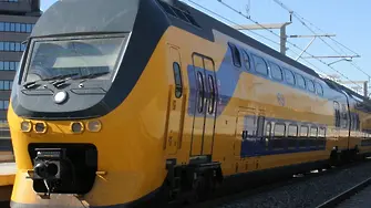 Влаковете в Холандия - изцяло на вятърна енергия