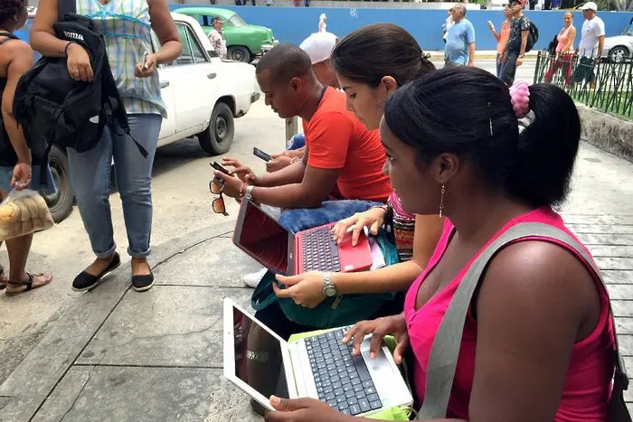 Куба позволи на Google да инсталира сървъри на острова