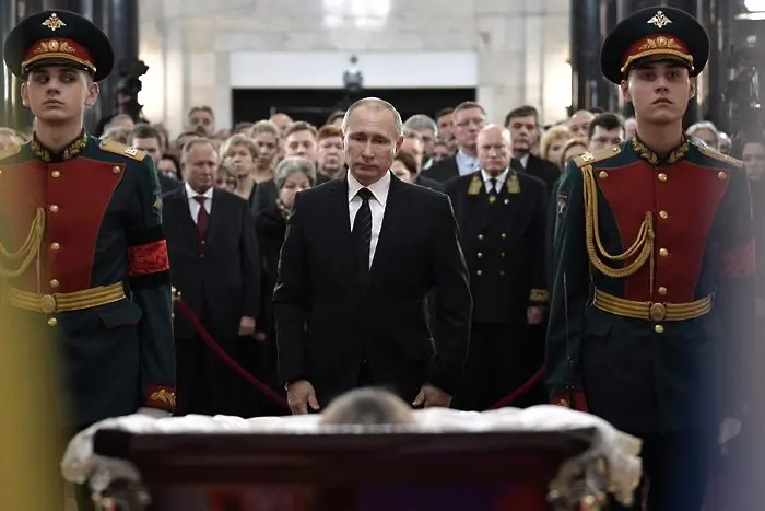 Путин почете убития в Анкара посланик
