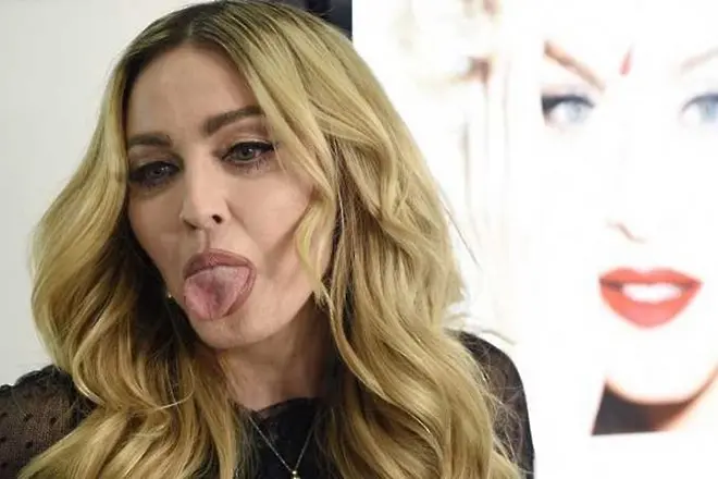 Мадона: Критиките, че ходя с млади мъже ме потискат