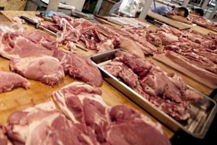 Отказ от порция червено месо на ден намалява риска от смъртта със 17%