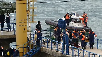 Намериха една черна кутия от падналия Ту-154