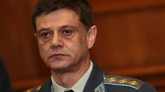 Каракачанов иска, ГЕРБ не дава: без армия в помощ на МВР
