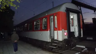 51 пътнически влака са отменени поради липса на локомотиви