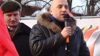 Знаменит писател е новото знаме на сепаратистите в Донбас
