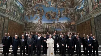 Папа Франциск: Без визия за бъдещето ЕС рискува да загине 