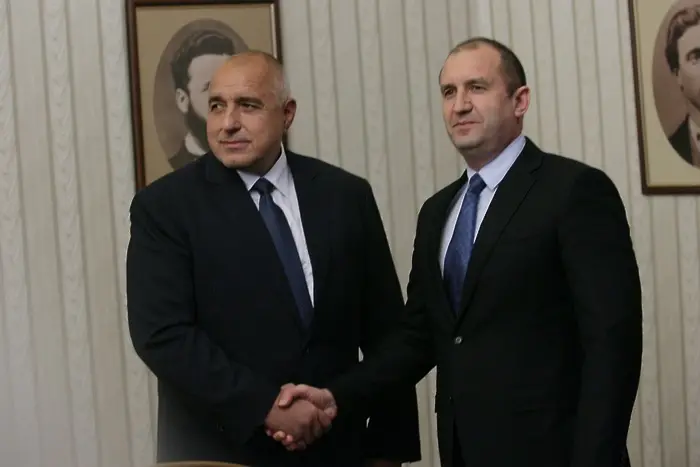 Радев и Борисов: две псевдоистини за България