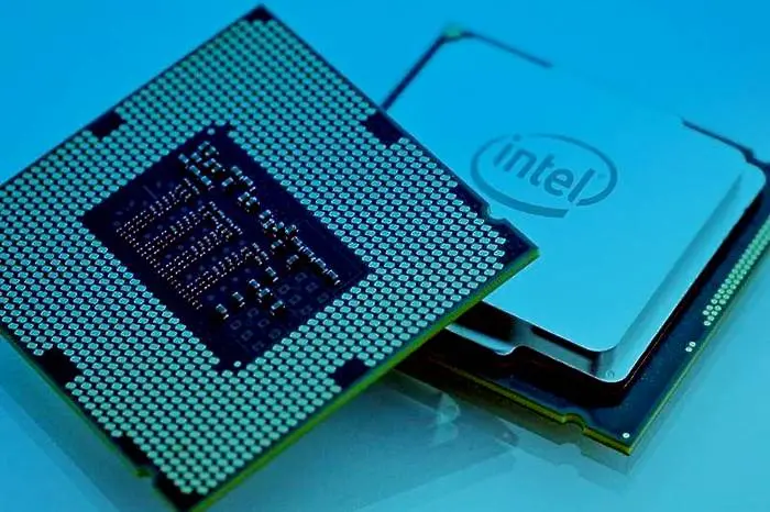 Apple може да купи част от Intel