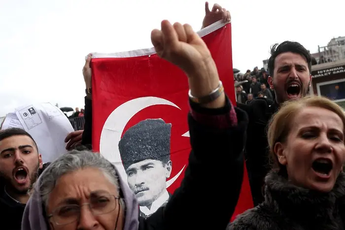 Турция в гонитба с историческото време