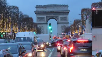 Франция иска Париж да стане новото европейско Сити