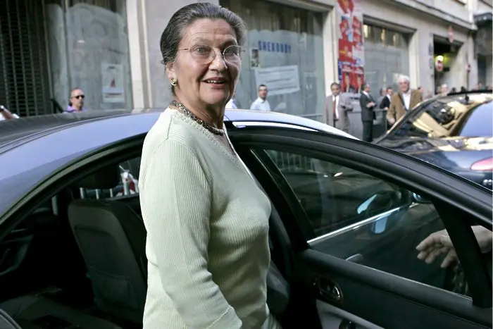 Почина първата жена, председателствала Европейския парламент