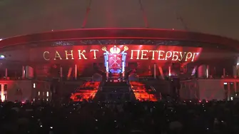 Русия експлоатира работници при строежа на стадион за световното