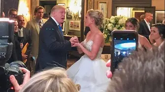 Как Тръмп се изтърси на сватба (ВИДЕО)