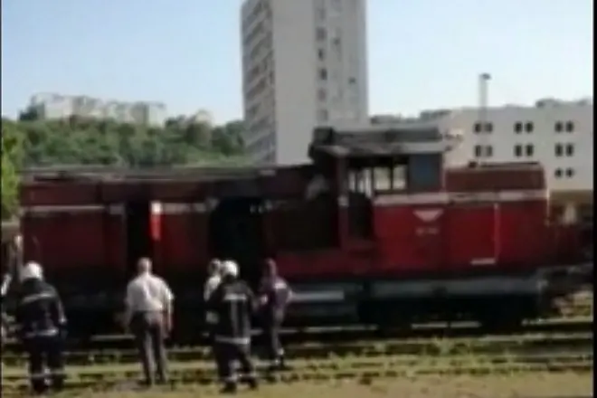 Машинисти обгоряха в пламнал влак в Горна Оряховица