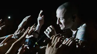 И Честър Бенингтън от Linkin Park избра... небето (ВИДЕО)