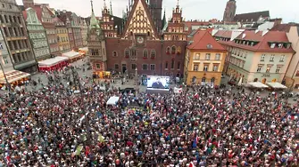 Полша все още не е загинала