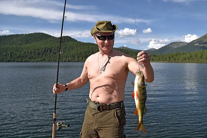 Путин гони два часа щука (СНИМКИ+ВИДЕО)