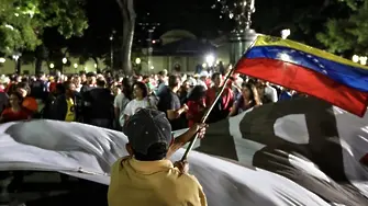 Кървави сблъсъци на изборите във Венецуела (ВИДЕО)