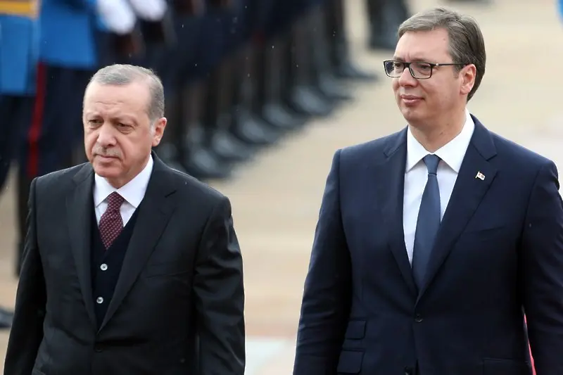 Вижте как сръбският външен министър пее на турски пред Ердоган (ВИДЕО)