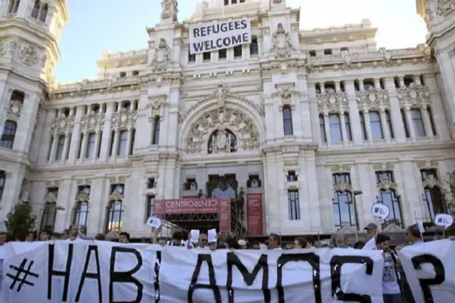 Масови протести в Испания: „Разговаряме ли?“