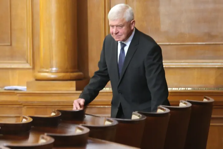 По заръка на Борисов оттеглят промените за ТЕЛК 