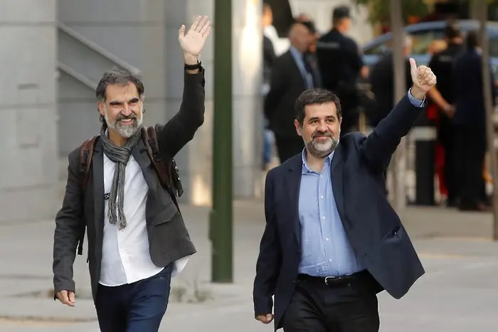 Арестуваха двама сепаратистки лидери от Каталуня