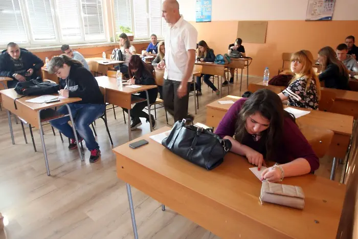 Кои са най-желаните училища след 7-и клас в София и къде балът е най-висок