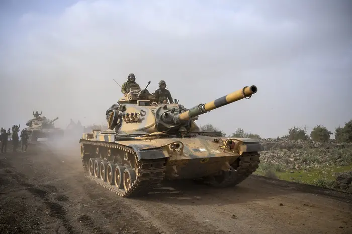 Турция очаква бързо да смаже подкрепяните от САЩ кюрди в Сирия