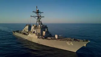 САЩ изпращат послание на Русия, като демонстрират сила в Черно море