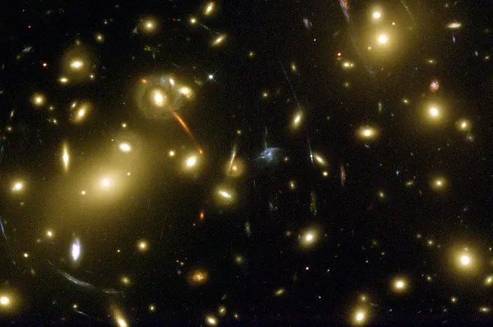 Невиждана досега галактика без тъмна материя