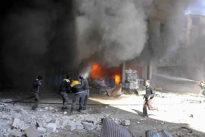 200 цивилни убити при бомбардировки в Сирия