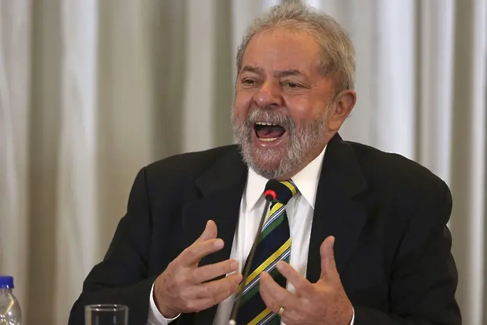 Бившият бразилски президент отказа да се предаде на властите 
