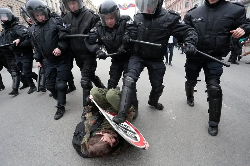 Над хиляда протестиращи срещу Путин арестувани в Русия