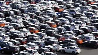 Европейският автомобилен пазар удари дъното