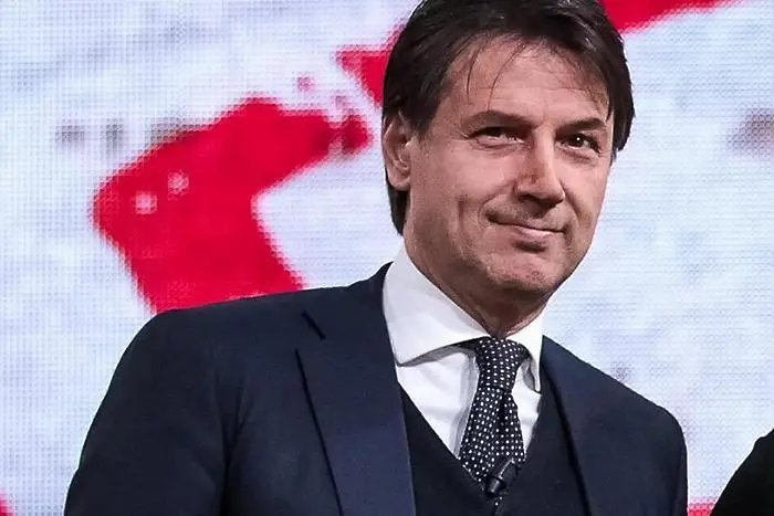Новобранец в политиката предложен за премиер на Италия