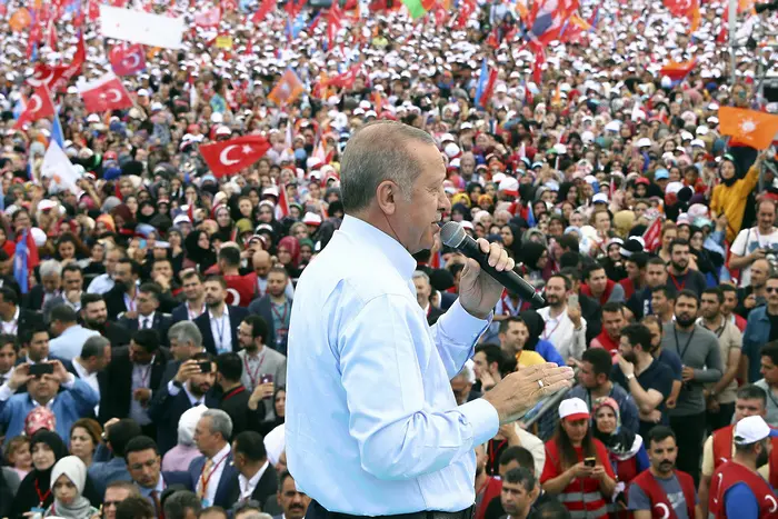 Ердоган: Гласувайте за мен, за да дадете урок на Запада
