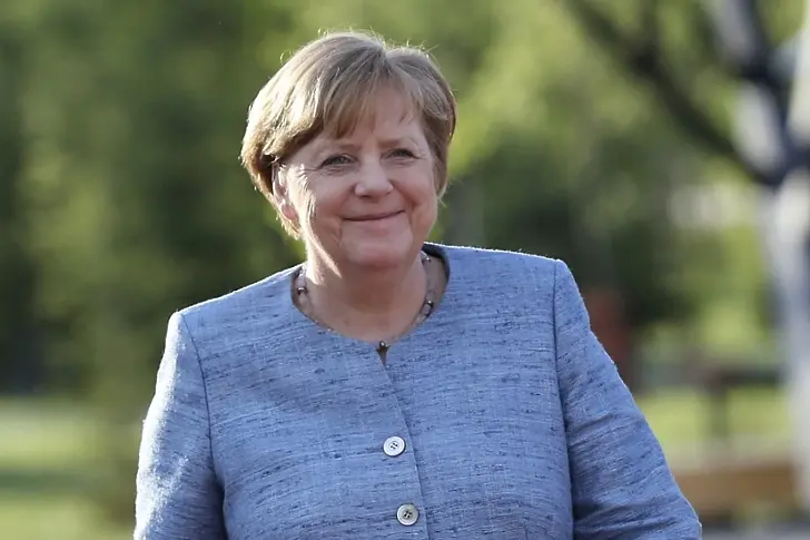 Меркел отива в Китай, за да гаси търговските пожари