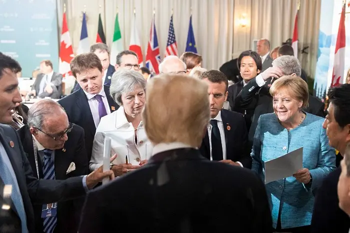 Срещата на Г-7 - според Доналд Тръмп (СНИМКИ)