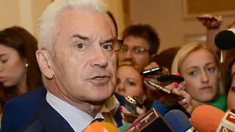 Сидеров обвини шефката на кабинета на Борисов в саботаж на правителството