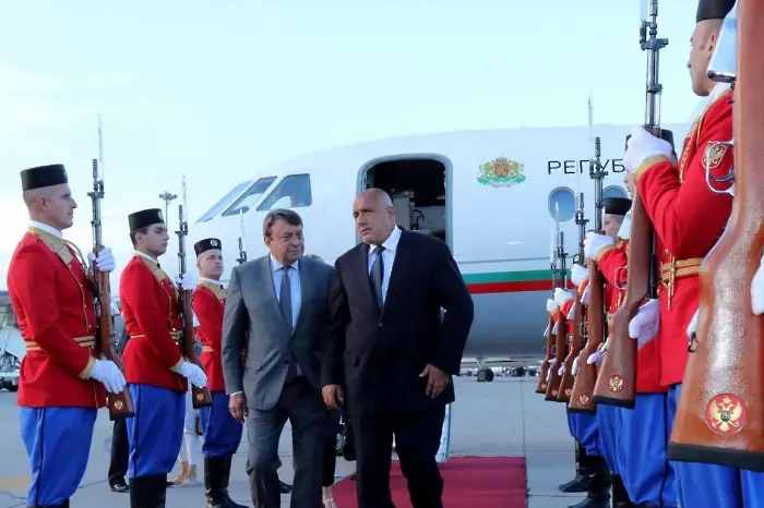 Премиерът е на посещение в Черна гора. До понеделник