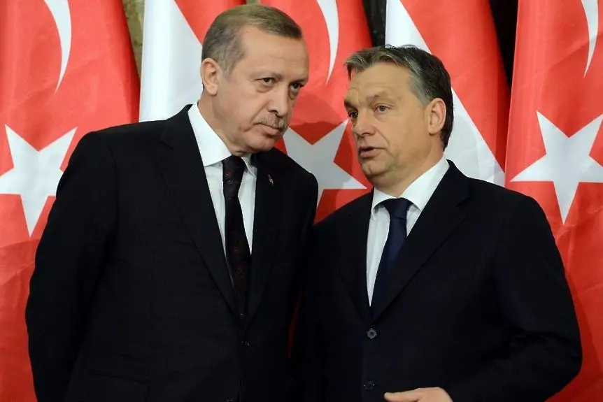 Ердоган на четири очи с Орбан