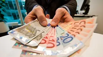Еврозоната придърпва част от парите на ЕС към себе си