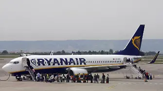 „Райънеър“ качва в самолета с образователен тест